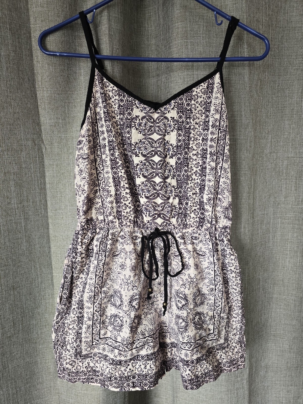 Angie Bohemian Spaghetti Strap Drawstring Waist Romper Black White Bandana Sz M