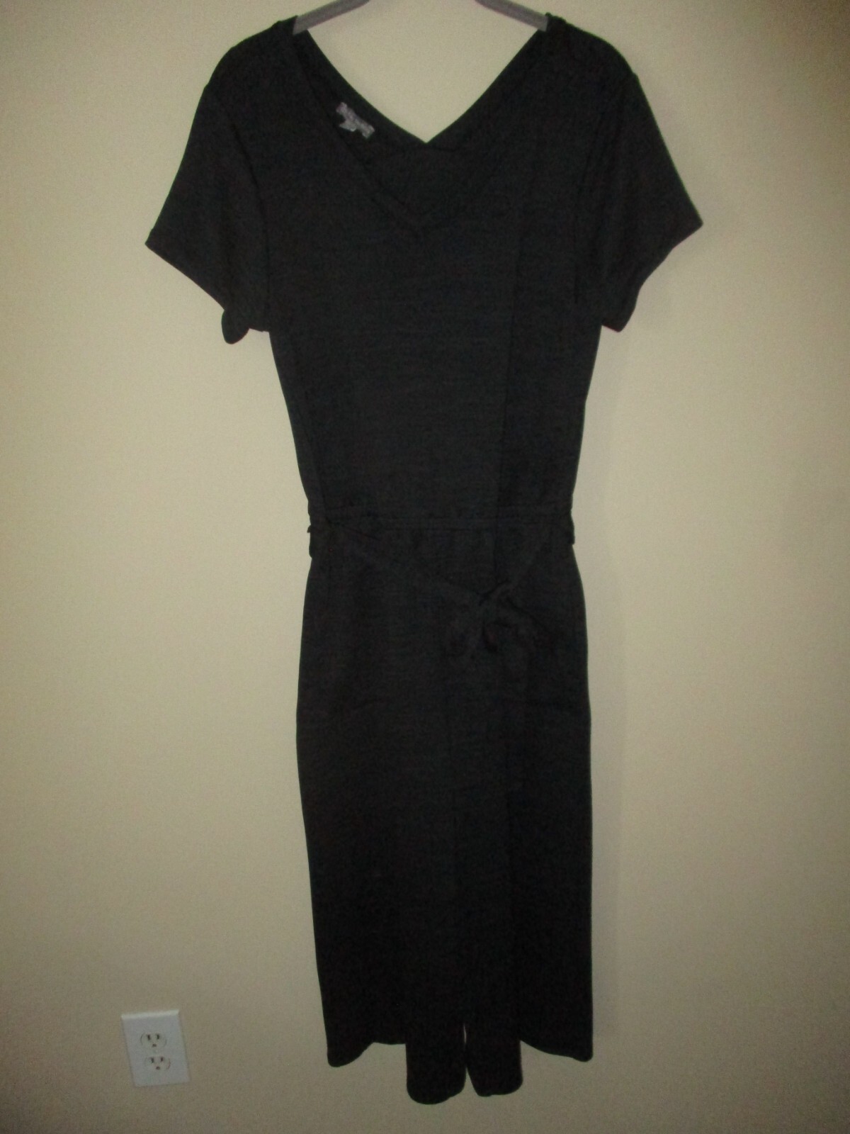 T by Talbots Marled Charcoal Gray V Neck Belted Cropped Jumpsuit Sz PM Petite M