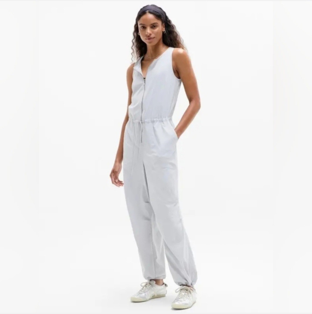 Athleta Flex Jumpsuit Light Grey Nwt Size Large