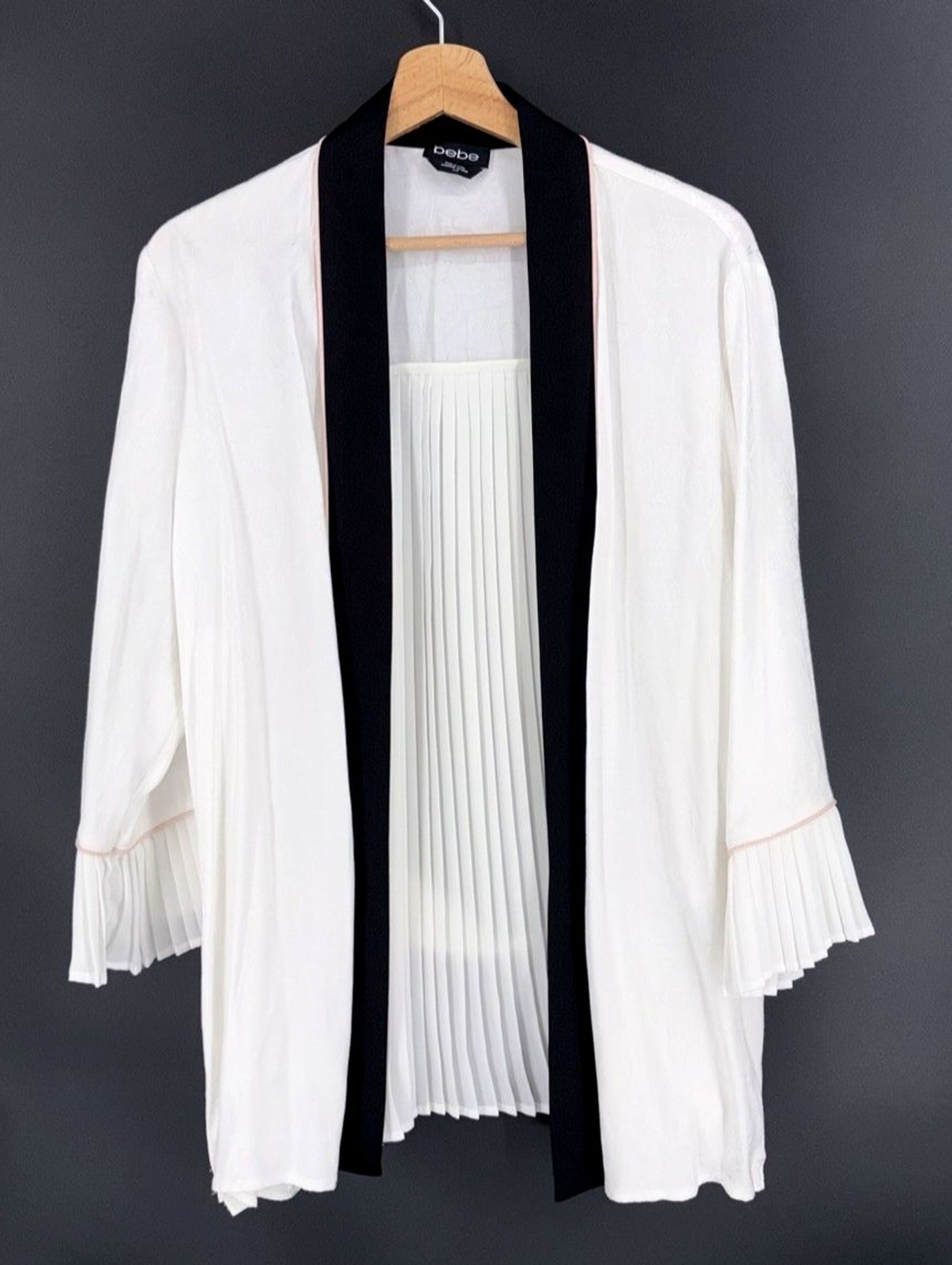 Bebe Pleated Open Front Kimono Jacket L