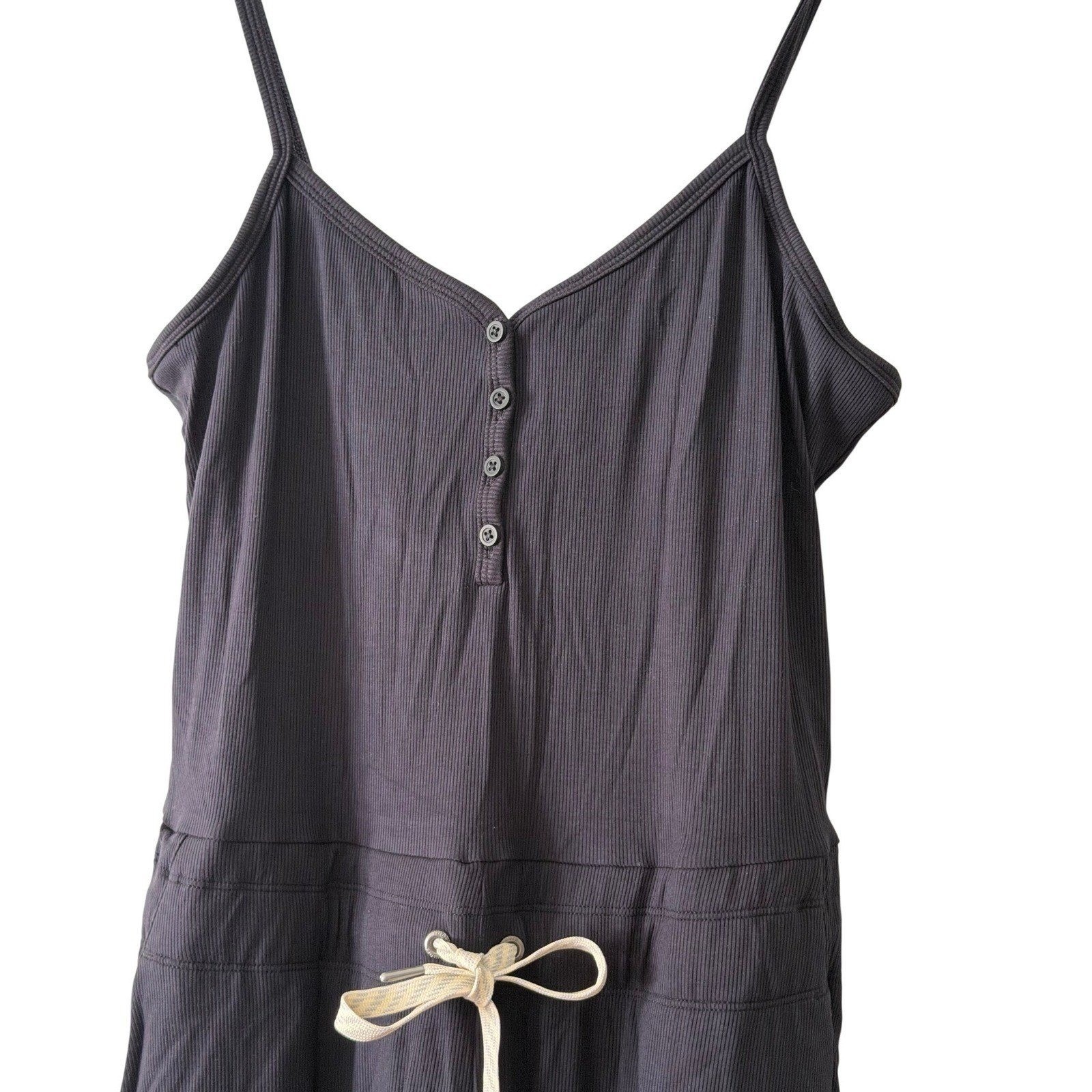 Vuori Pose Henley Jumpsuit Women’s Medium Navy Blue Ribbed Stretch $148 MSRP