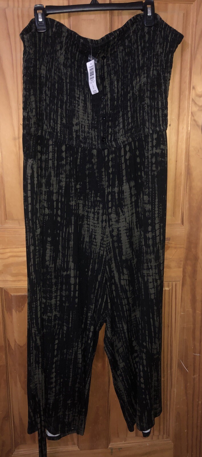 Torrid Plus Size 4 Tube Top Wide Leg Jumpsuit NEW W/Tag Black & Green Pockets