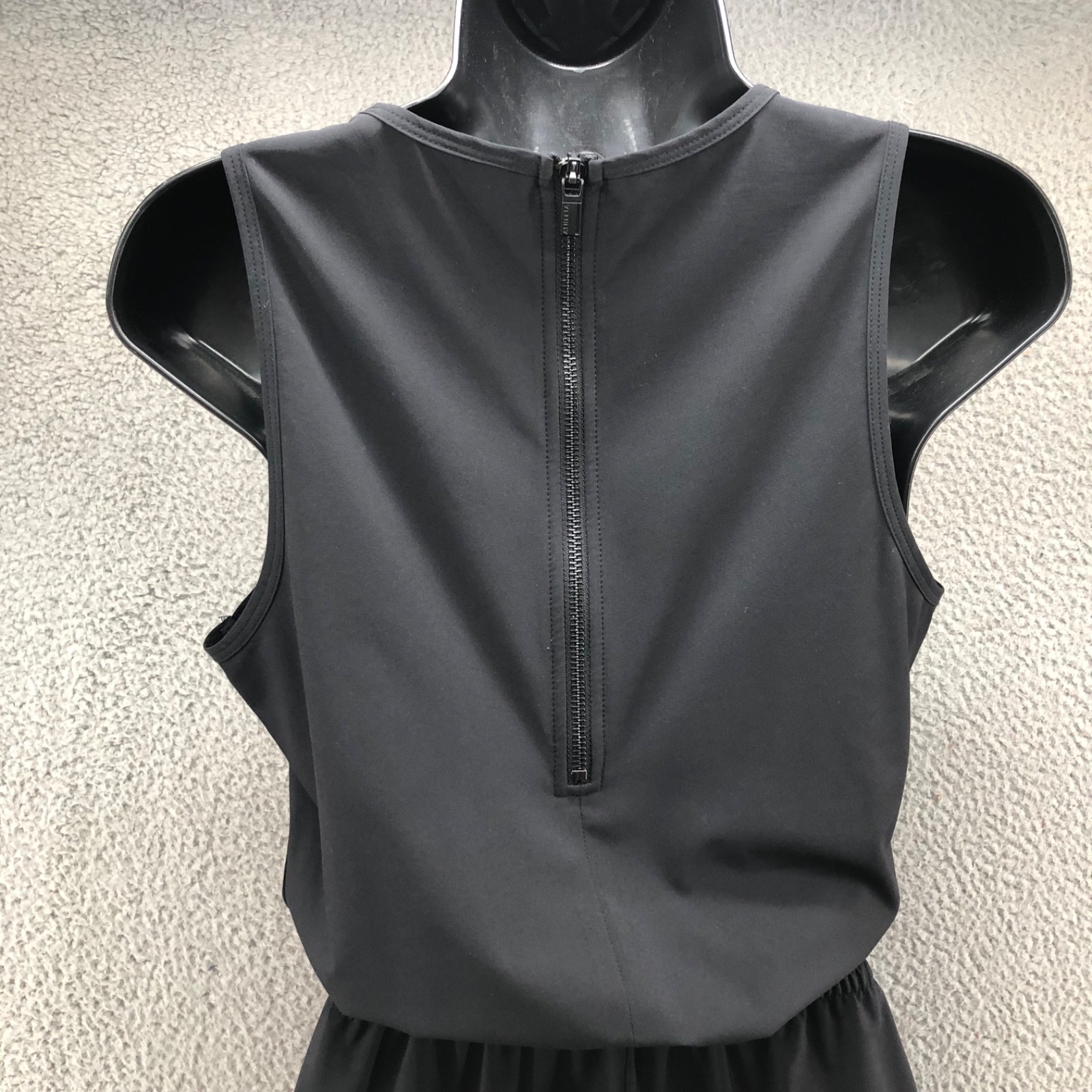 Athleta Jumpsuit Womens 6 Black Sleeveless Tapered Leg Elastic Waist Activewear