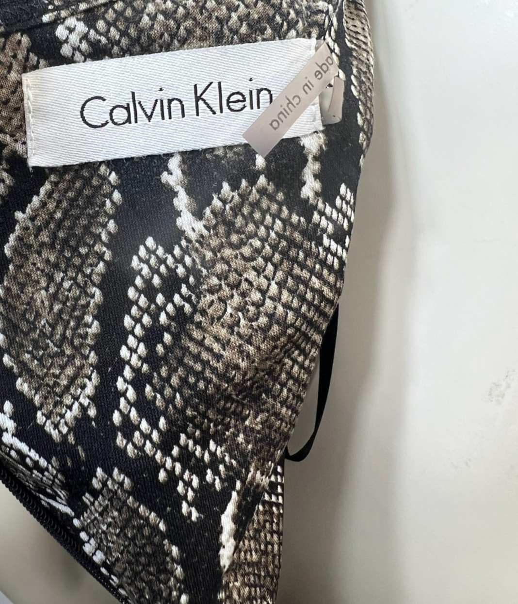 Calvin Klein Jumpsuit Womens Size 14 Multicolor Snake Sleeveless Cinch NWOT