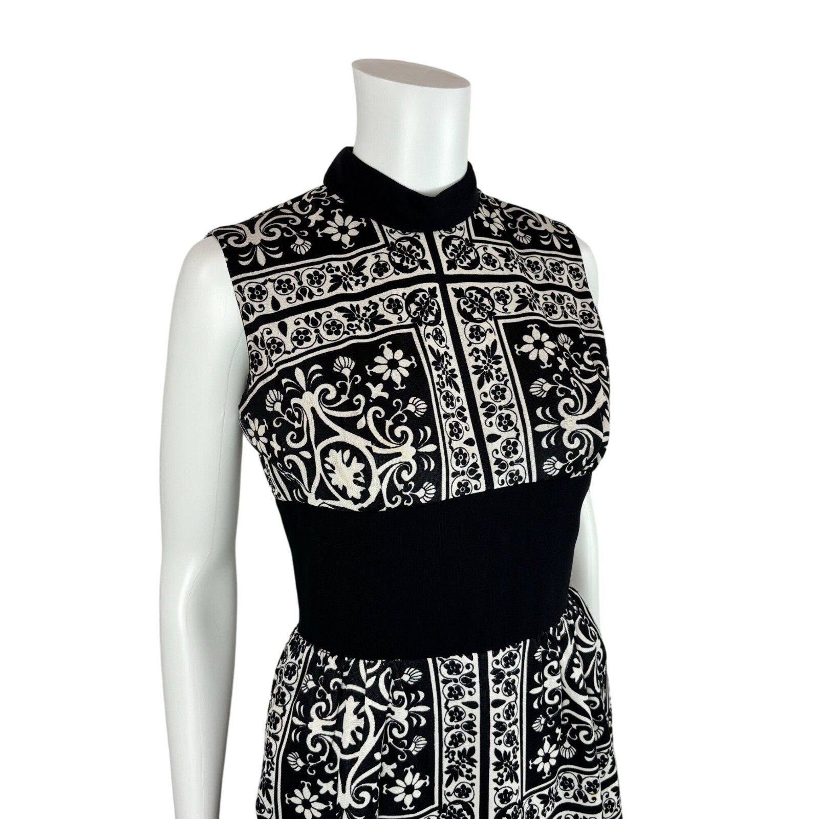 Vintage 60s Floral Jumpsuit Women’s XS Filigree Black White Mock Neck One Piece