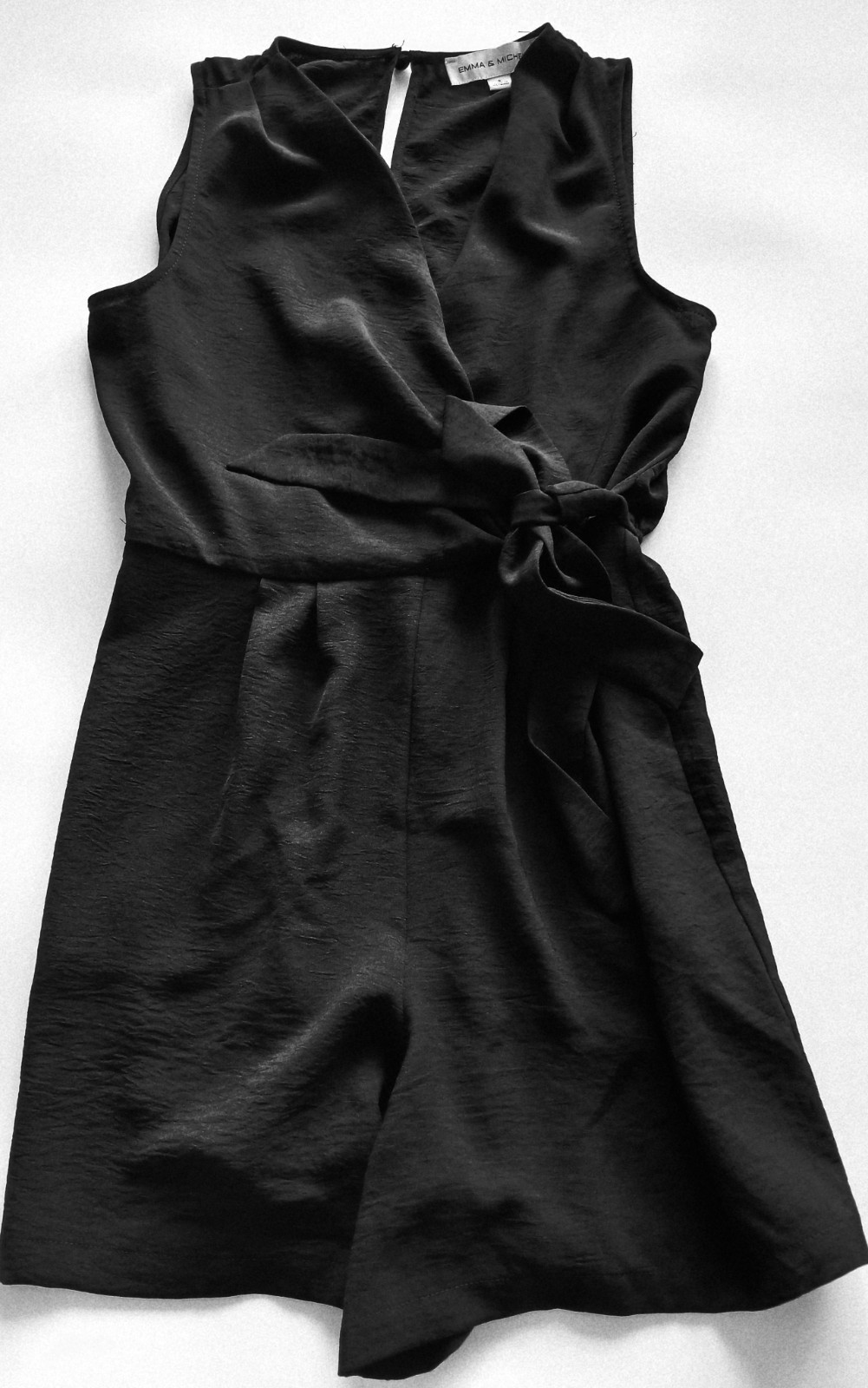Emma & Michele Classic Side Tie Belt Stylish Black Romper Women’s Size S