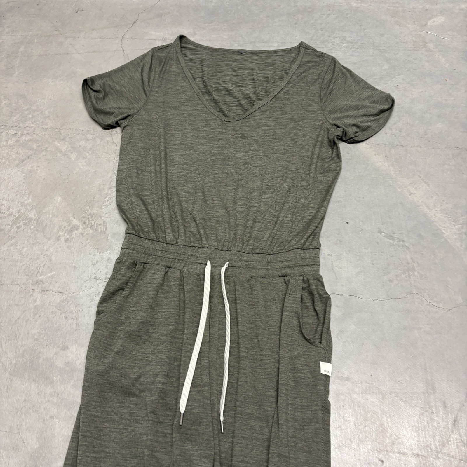 Vuori All Day Jumpsuit Short Sleeve Green Women’s Small