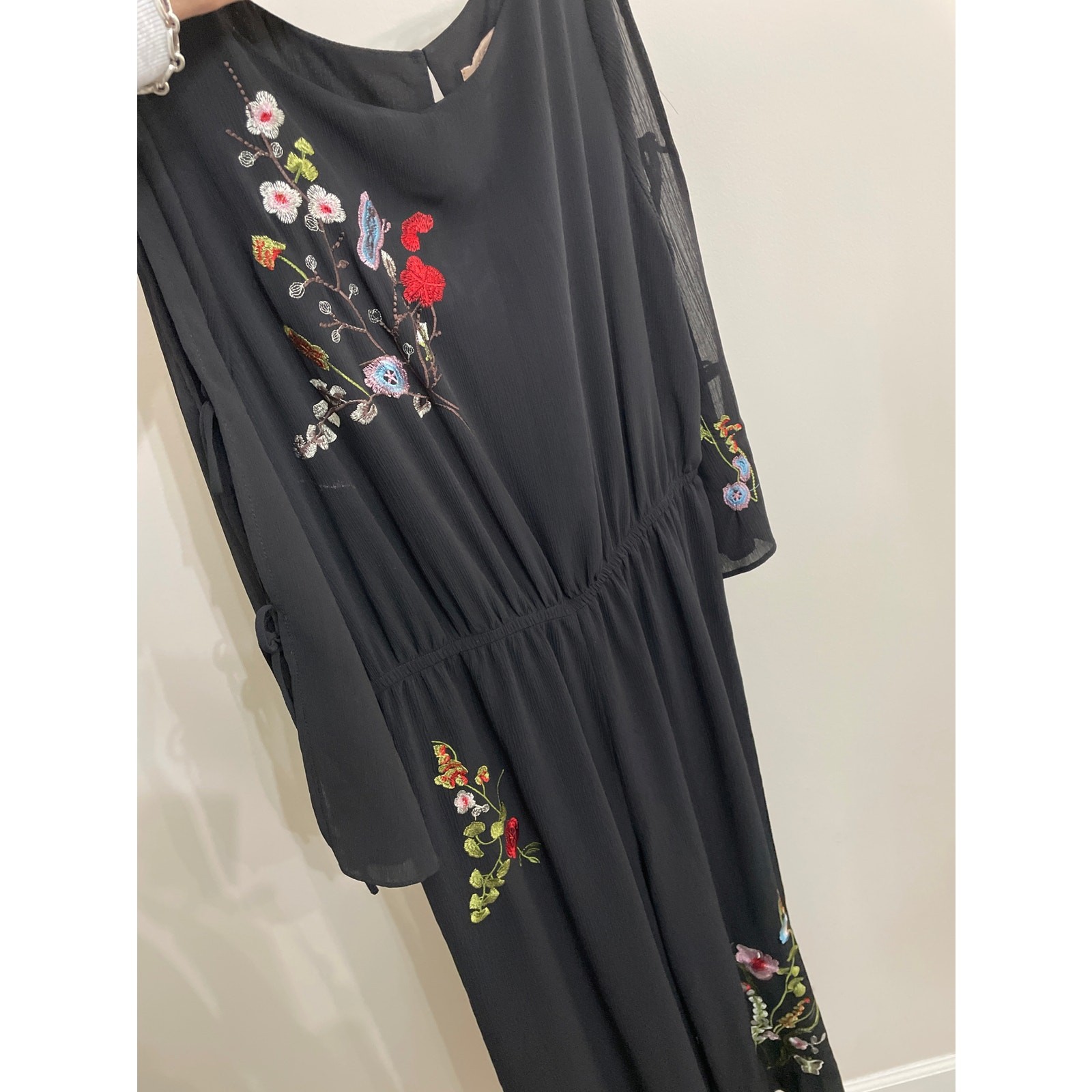 Gibson Latimer Black Jumpsuit Floral Embroidery Flowy Tie Sleeves Sz M
