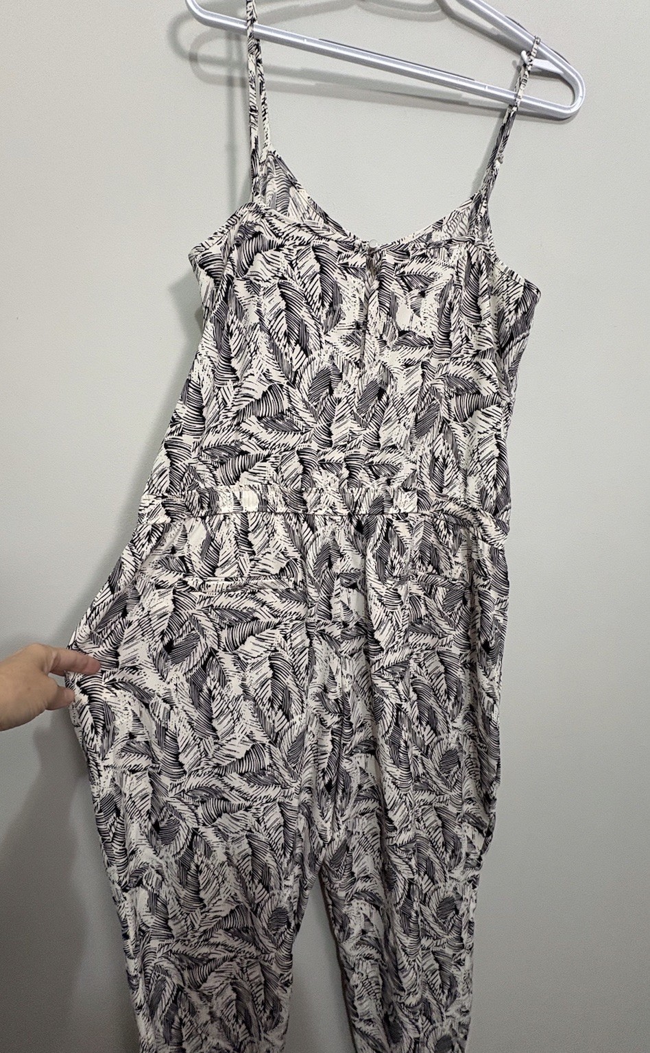 Banana Republic Jumpsuit Sz 8 Tropical Print Spaghetti Strap Jogger Baggy Pocket