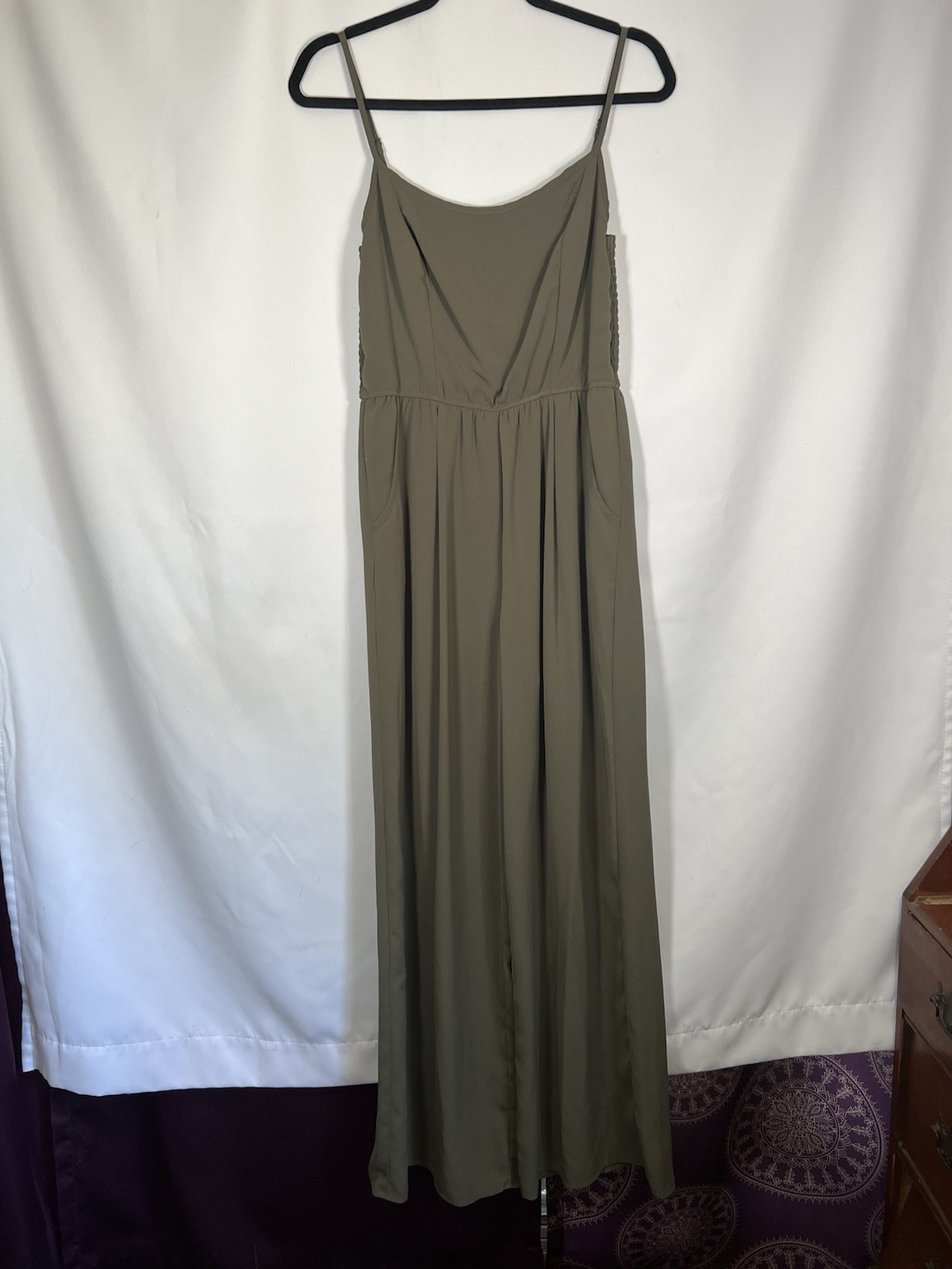 Lily Rose Green Sleeveless Jumper Size L with Pockets Casual Wear Resort