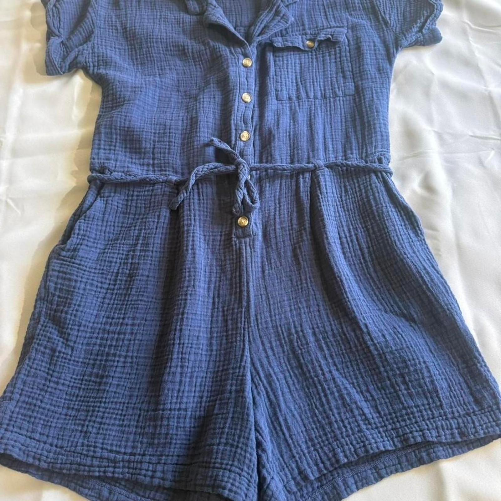 beach lunch lounge Women’s Navy and Blue Button Front Romper Size XL