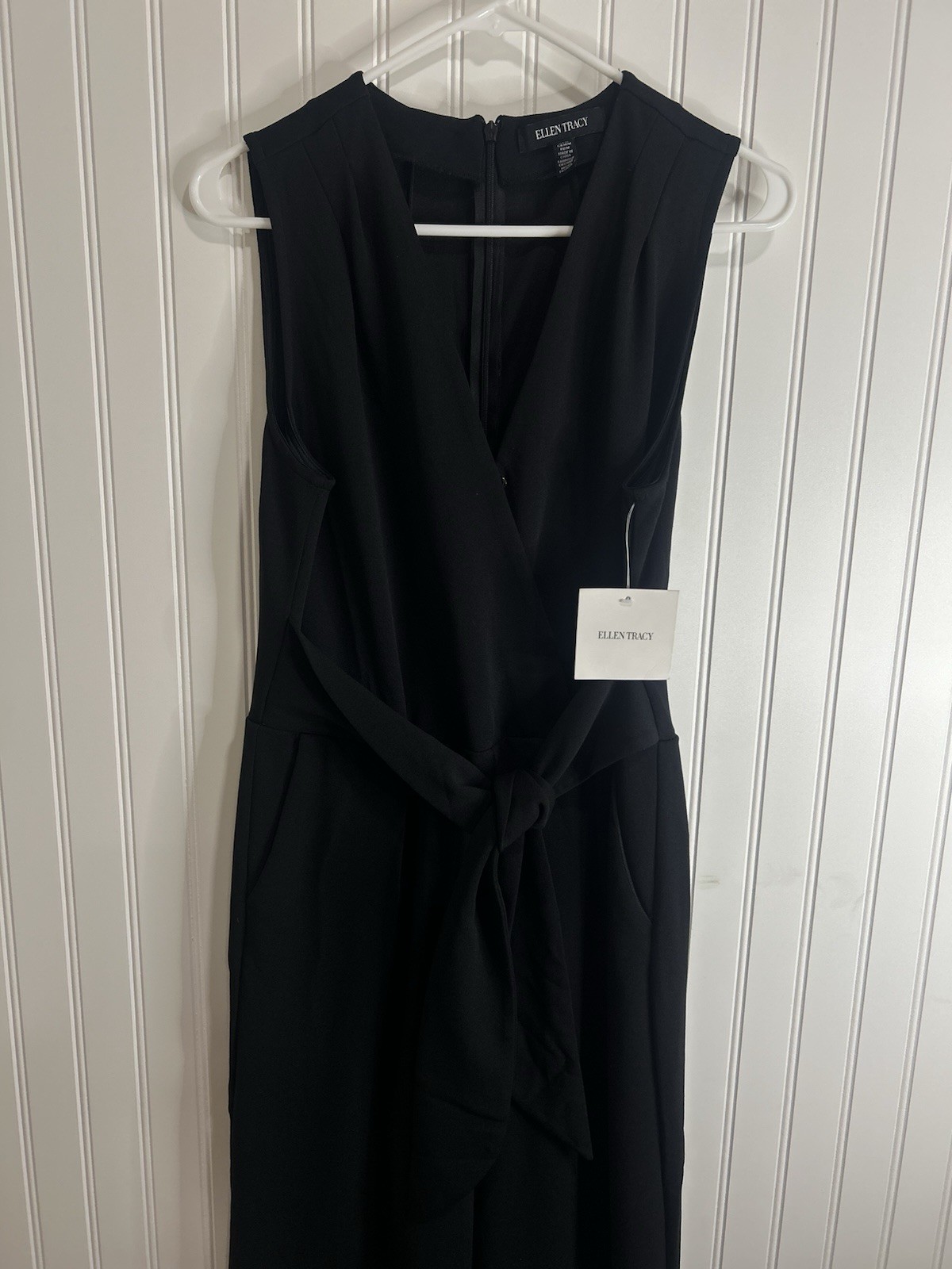 Ellen Tracy Sleeveless Black Jumpsuit with Waist Tie. Black Size M