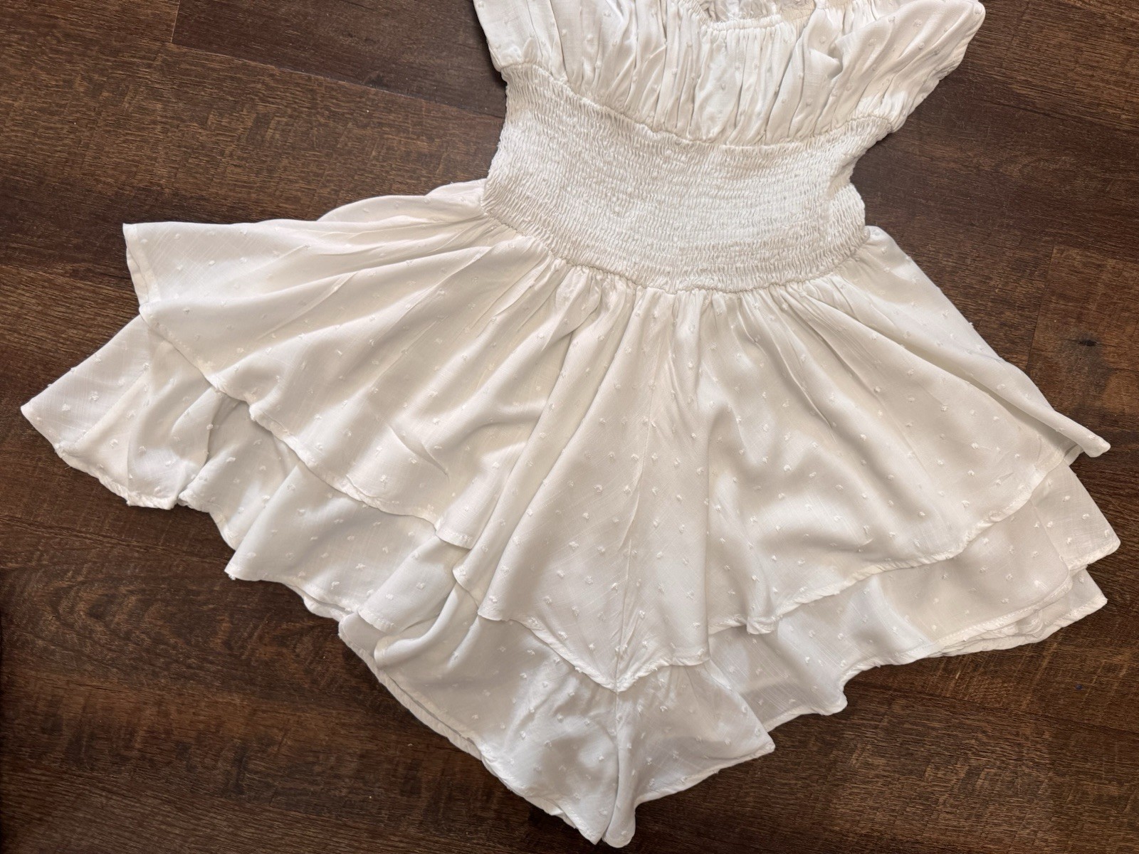 Princess Polly White Swiss Dot Smocked Romper Size 4 Off Shoulder Ruffle Skort