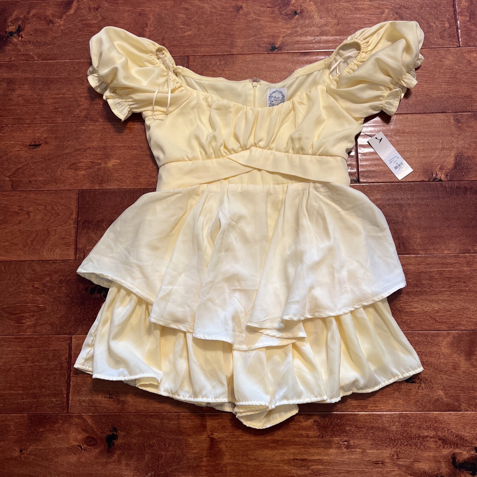 Yellow Satin Tie SS Romper Med NWT $56 Francesca’s Boutique Blue Rain Fast Ship