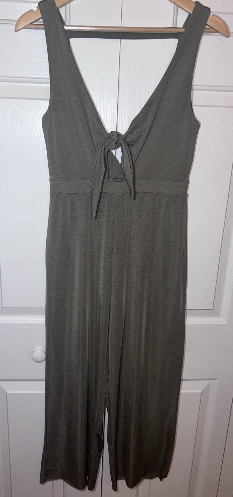 Daytrip Jumpsuit Romper Sz XS Green Gray Stretch Raw Hems Tie Knot V-Neck Empire