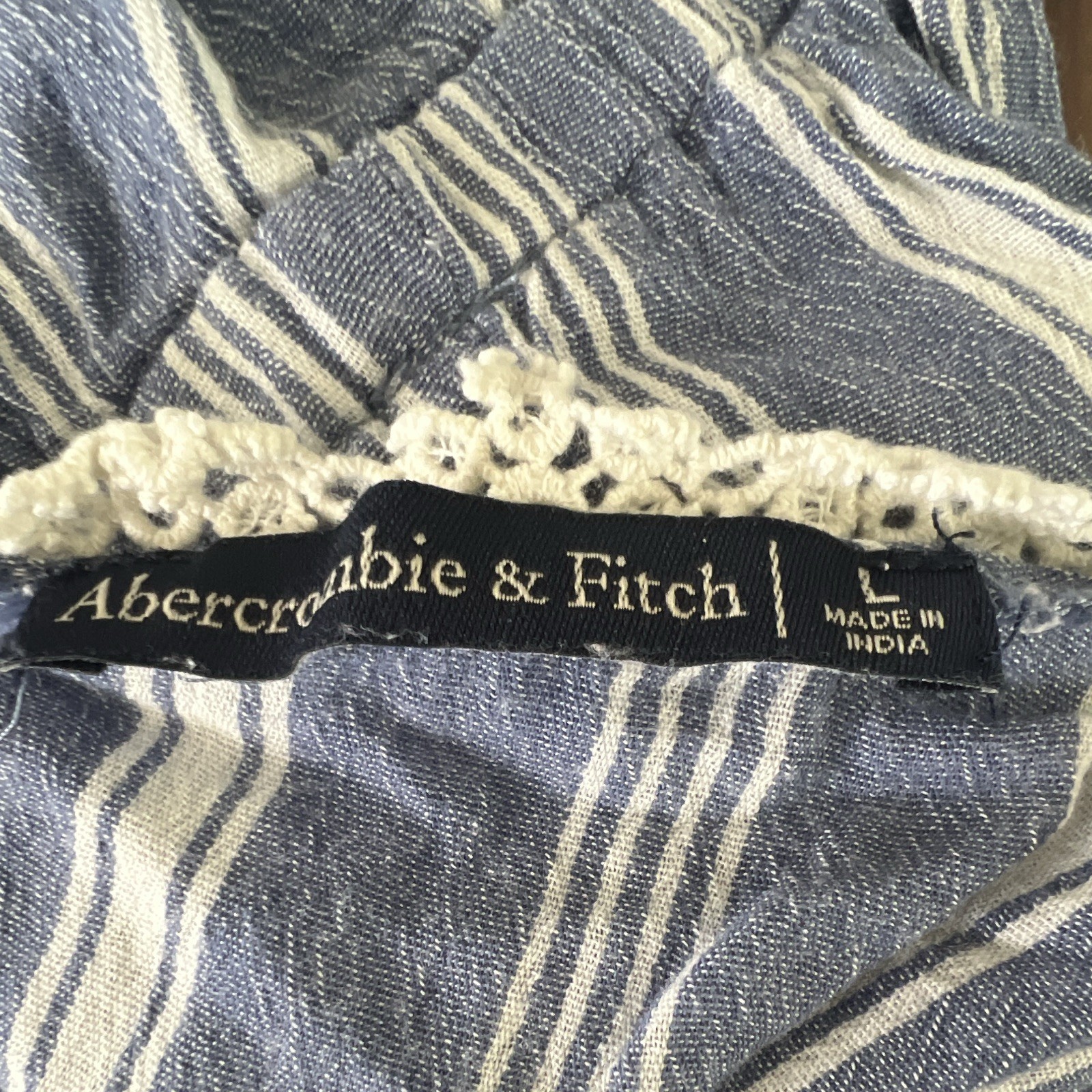 Abercrombie & Fitch XS Blue/White Striped Lace V-Neck Romper Tie Elastic
