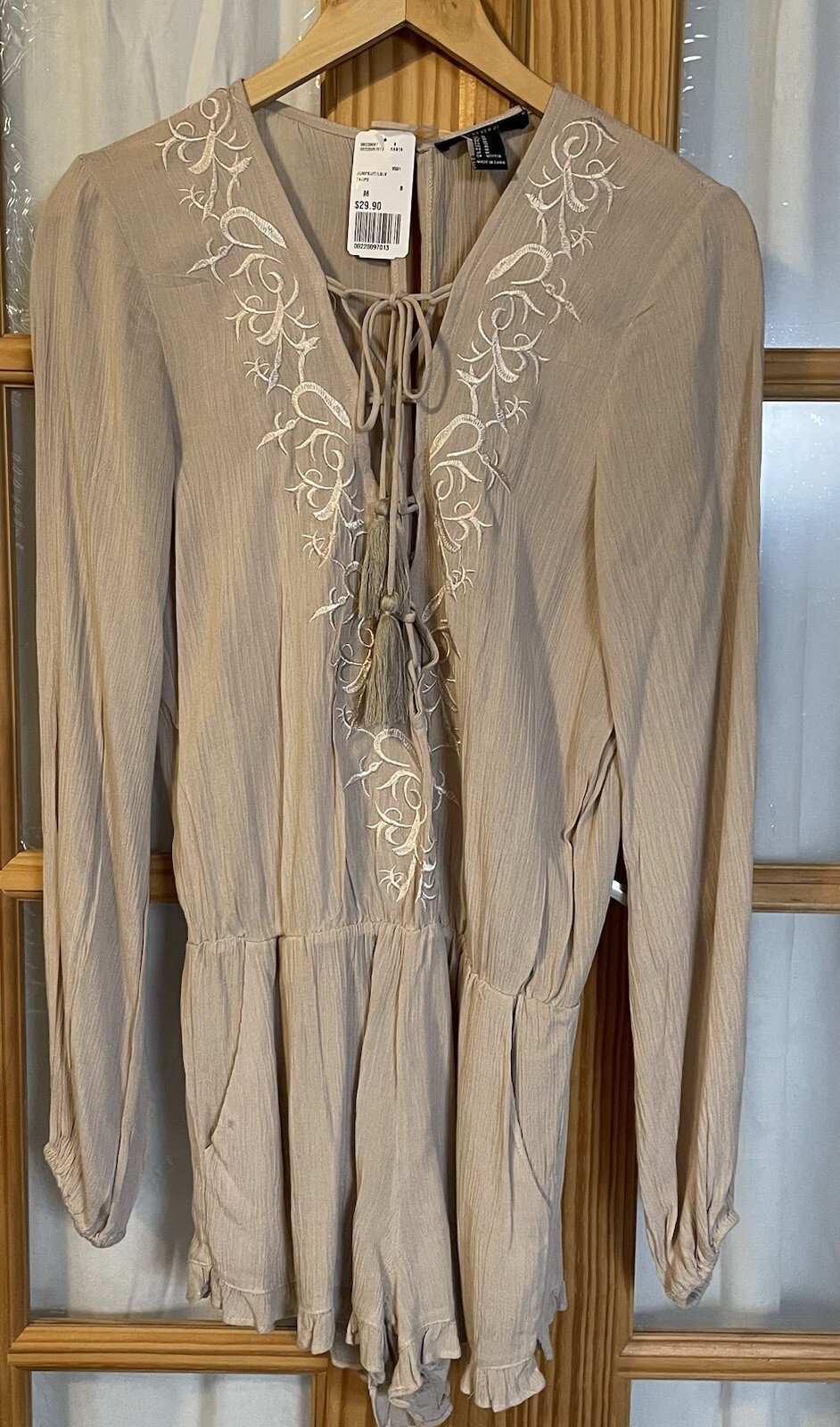 F21 Floral Embroidery Romper Womens M Beige Rayon Long Sleeves Ruffle Boho Chic