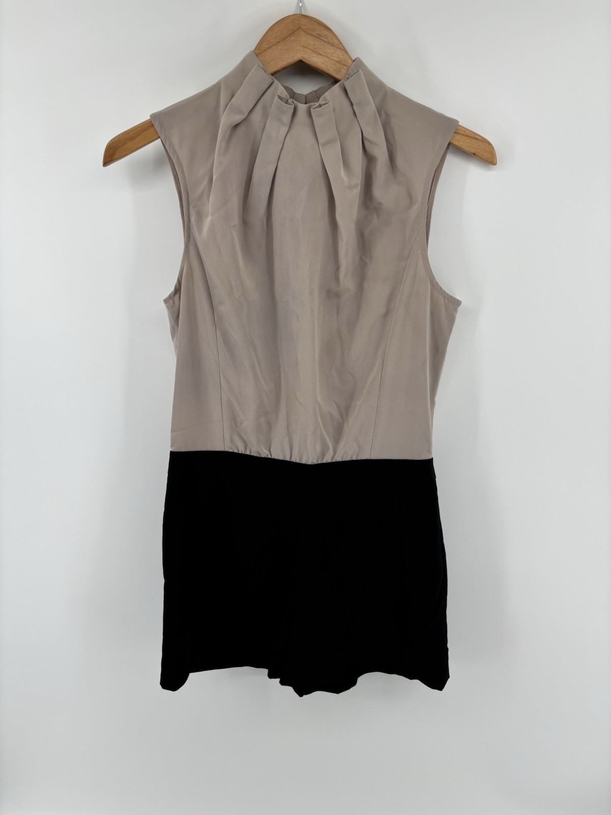 Ted Baker Rouched Neck Playsuit Natural Black Women’s Sz 2 US 6 Preppy Chic $275