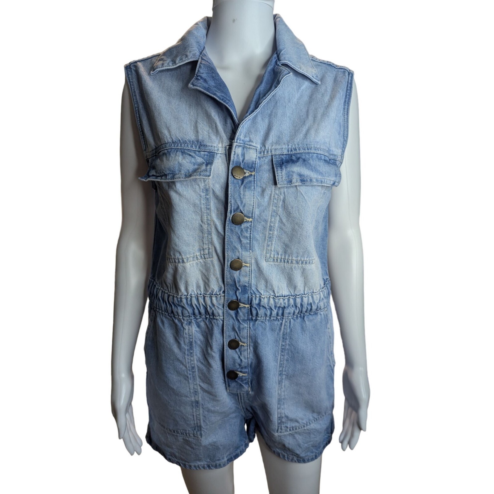 Vintage Style a.n.a. Sleeveless Denim Romper Sz XS W/Button Front & Pockets Y2K