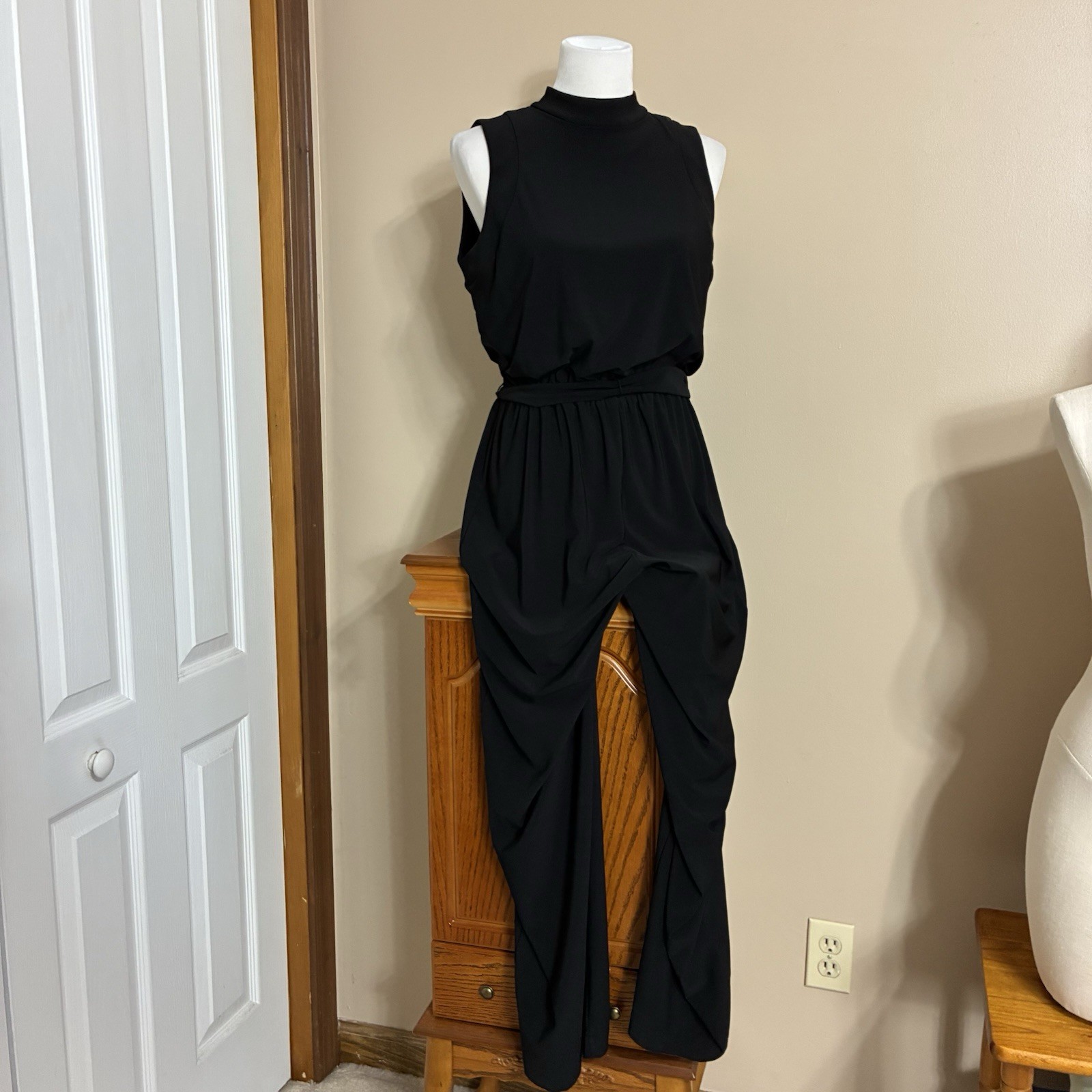 Emma & Michele Mock Neck Cap Sleeve Draped Belt Black Sz M Keyhole Back Jumpsuit