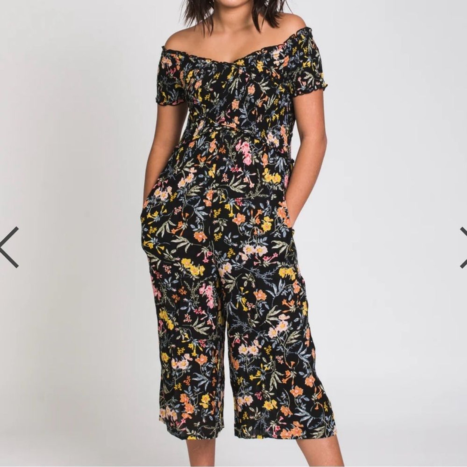Patrons of Peace Boho Floral Black Jumpsuit Medium Pockets Off Shoulder Ditsy
