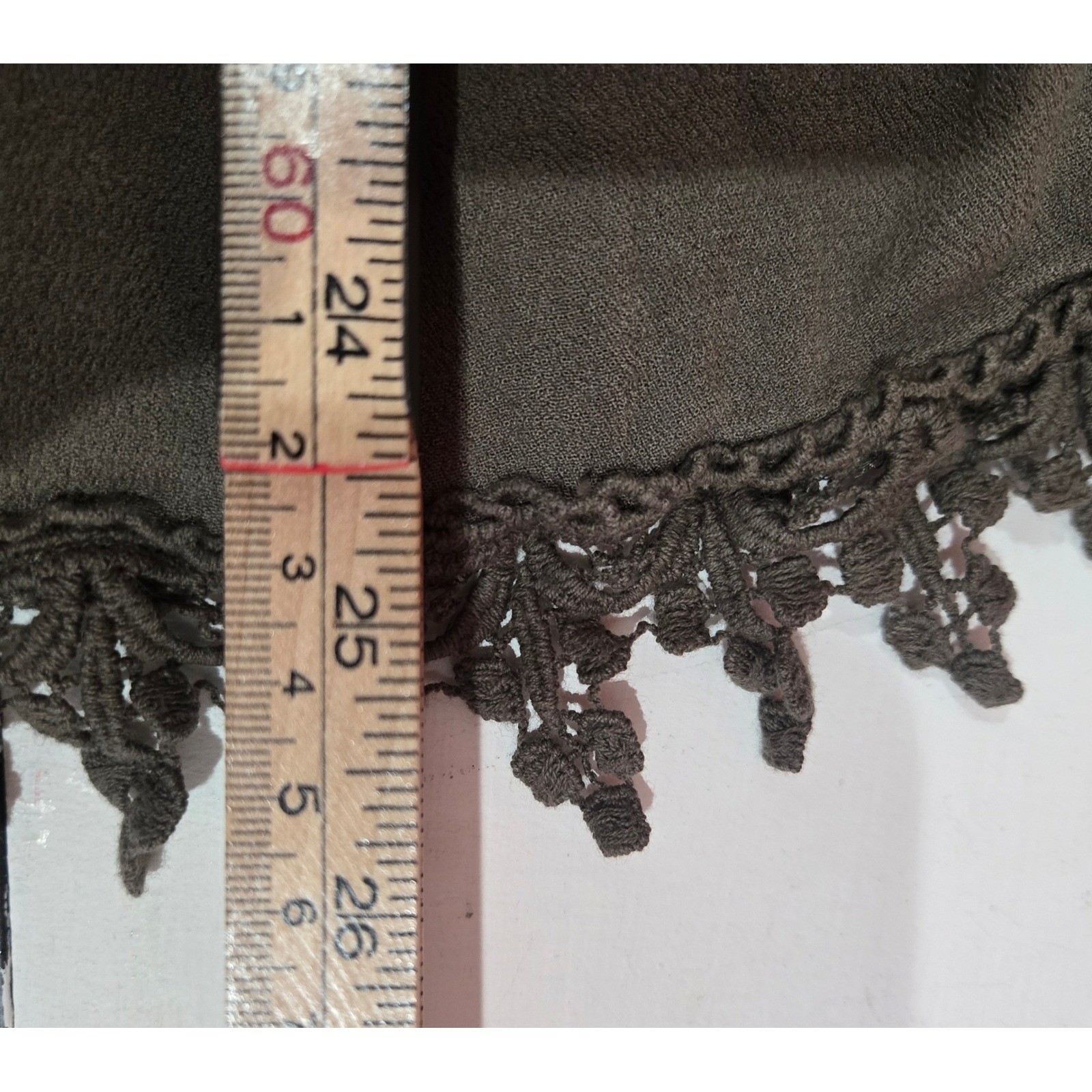 Love Tree Los Angeles Olive Green Lace Trim Boho Romper Large
