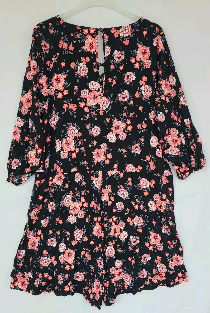 Torrid Black/Pink Floral Challis 3/4 Sleeve Shorts Romper Women’s Sz 3 3X (Z3)