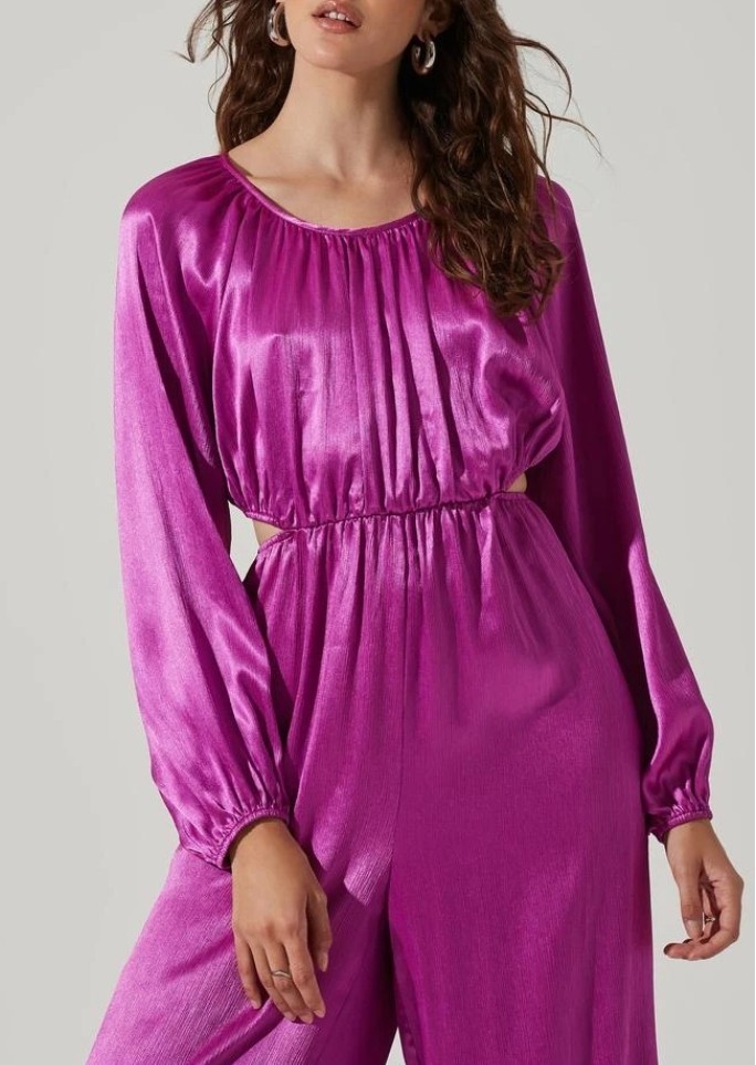 ASTR The Label Amren Fuchsia Satin Open Back Long Sleeve Jumpsuit Size Medium
