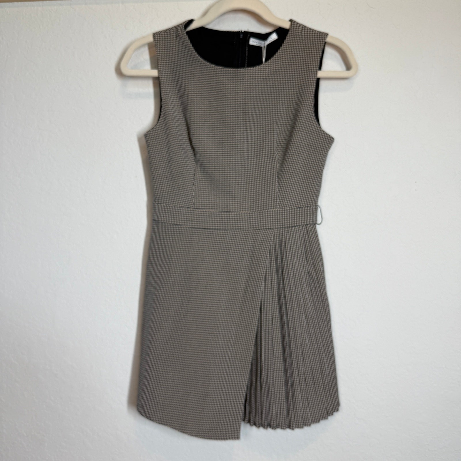 Women’s Tanshop Herringbone Plaid Pleated Skirt Romper Skort Size Medium NEW