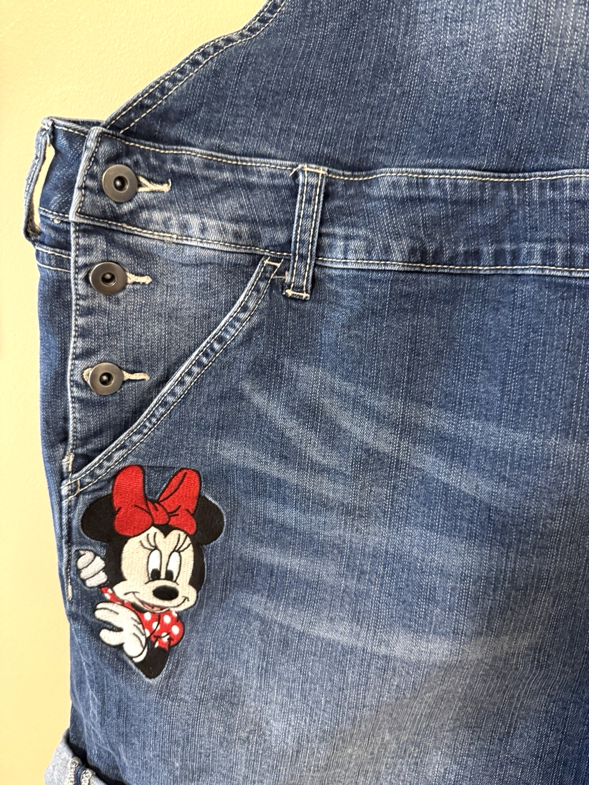 Disney Torrid Plus Size Mickey & Minnie Mouse Cuff Shortall Overalls Denim Sz 26