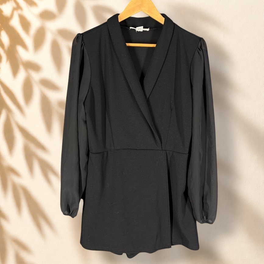 Birch & Stone Romper Women L Large Black Collared Long Sleeve Zipper Classic