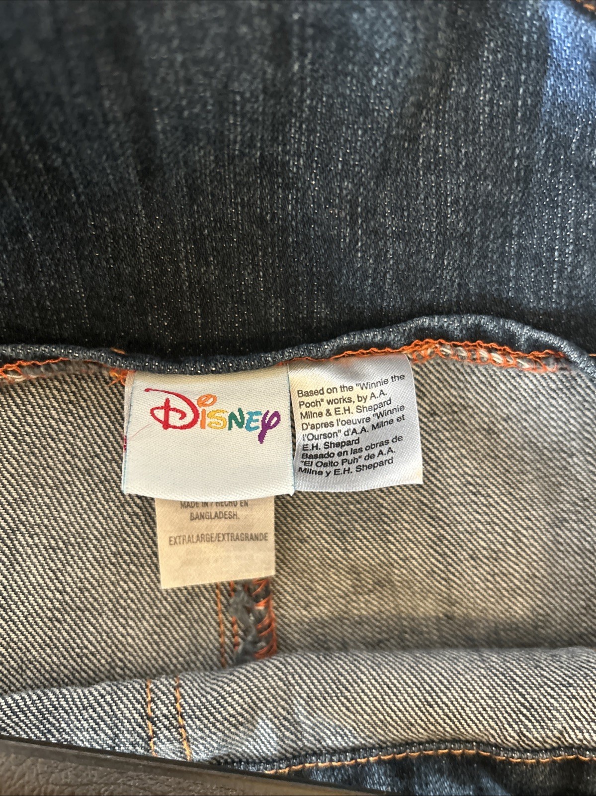 Disney Winnie the Pooh 40” Waist Women’s Dungarees Shorts Size XL Blue Denim
