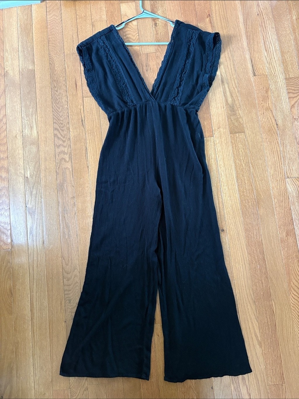 Love Tree Black Wide Leg Jumpsuit Lace Detail Large