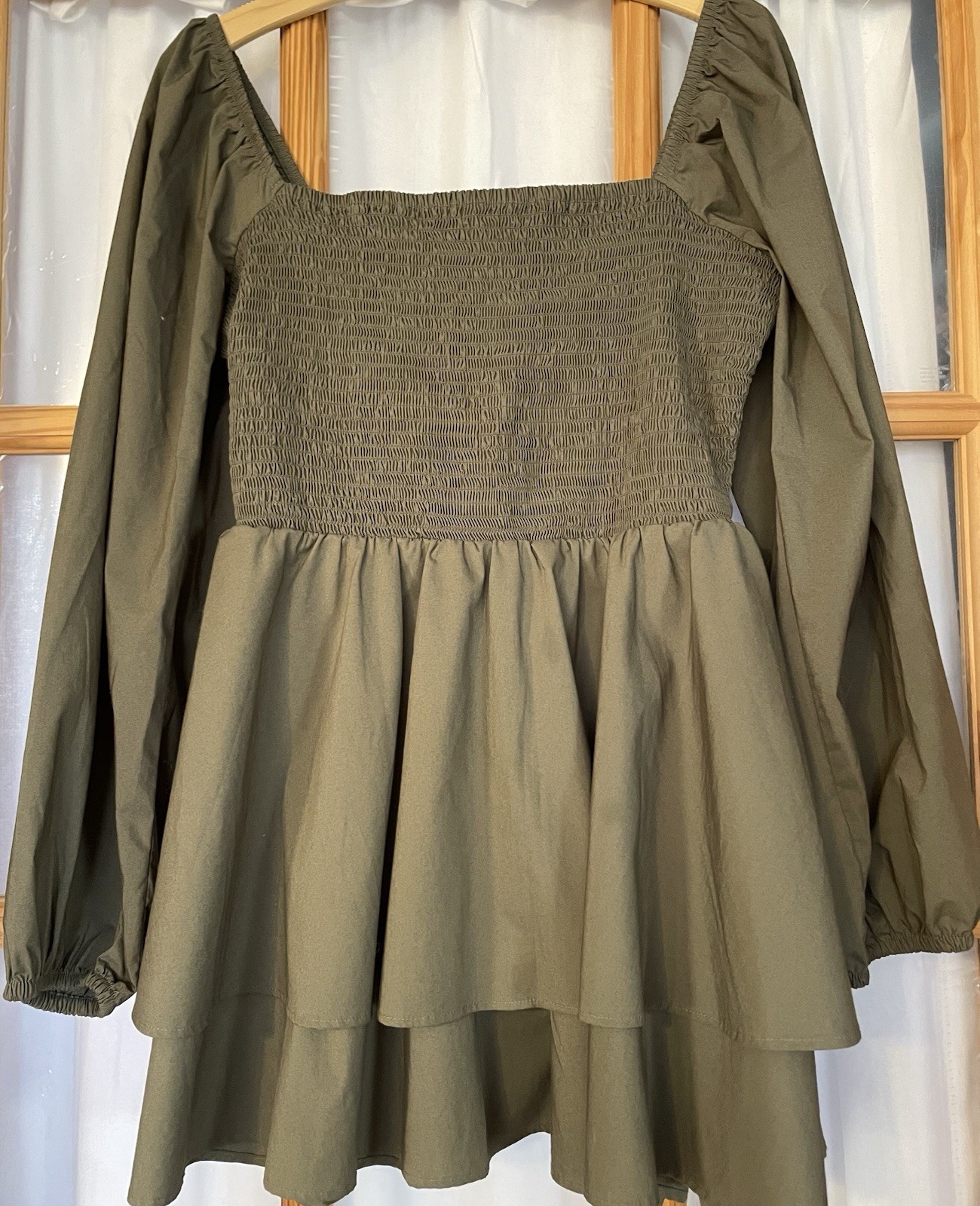 Express Layered Romper Sz L Olive Green Smocked Balloon Sleeve Modern Party