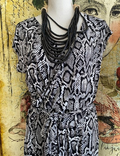 G by Giuliana Black Snake Cropped Knit Jumpsuit L Large Avg New Travel New
