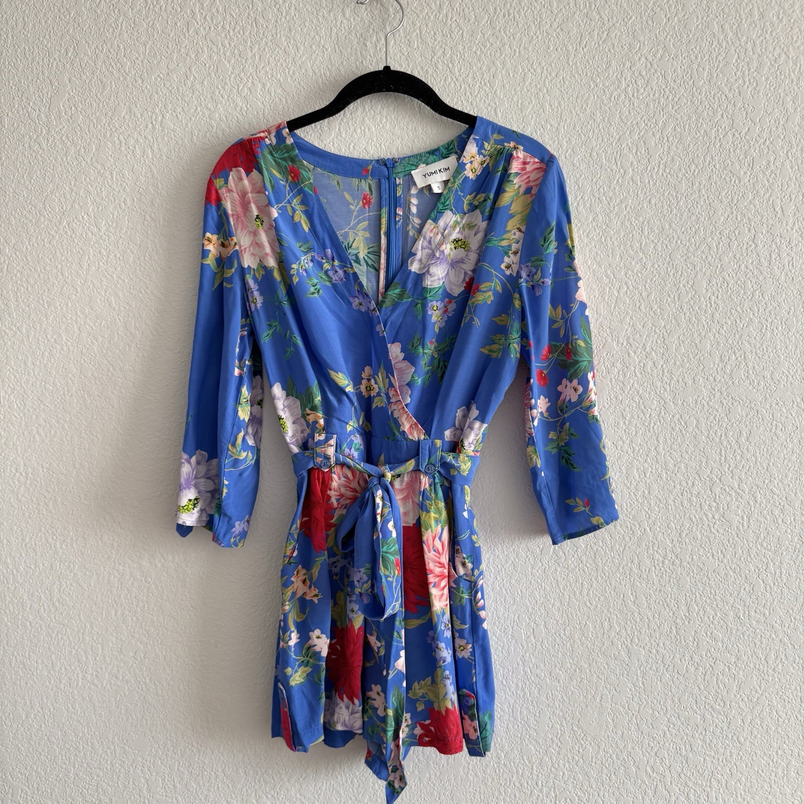 Yumi Kim Liz Romper Blue Floral Tropical Vacation Shorts Belted Tie Resort Small