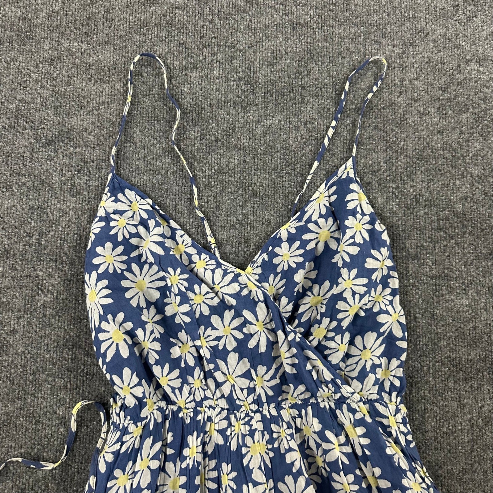 American Eagle Romper Womens Size L Blue Daisy Floral Cotton Strappy Summer Boho