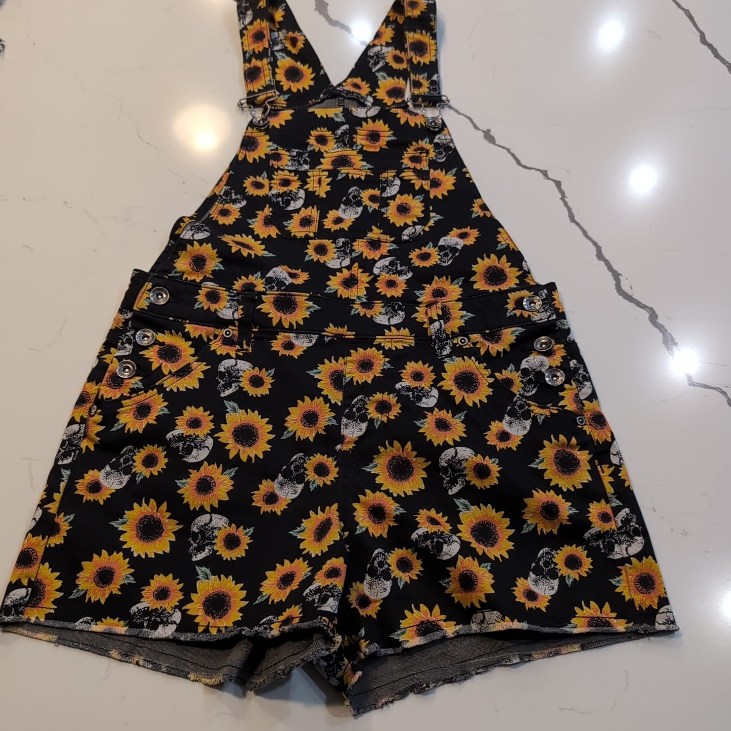 HT Hot Topic Womens Denim Shortall Overalls Small Black Sunflower Skull Print