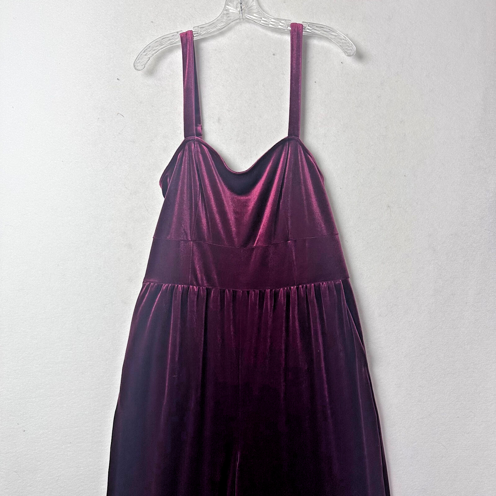 Old Navy size XL Tall Velvet Jumpsuit Burgundy Wide Leg Adjustable Strap Holiday