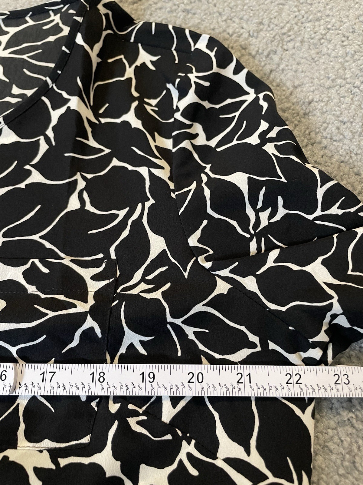 Ann Taylor LOFT Leaf Pattern Rompers Sz 14 Black White Drawstring Beach Travel