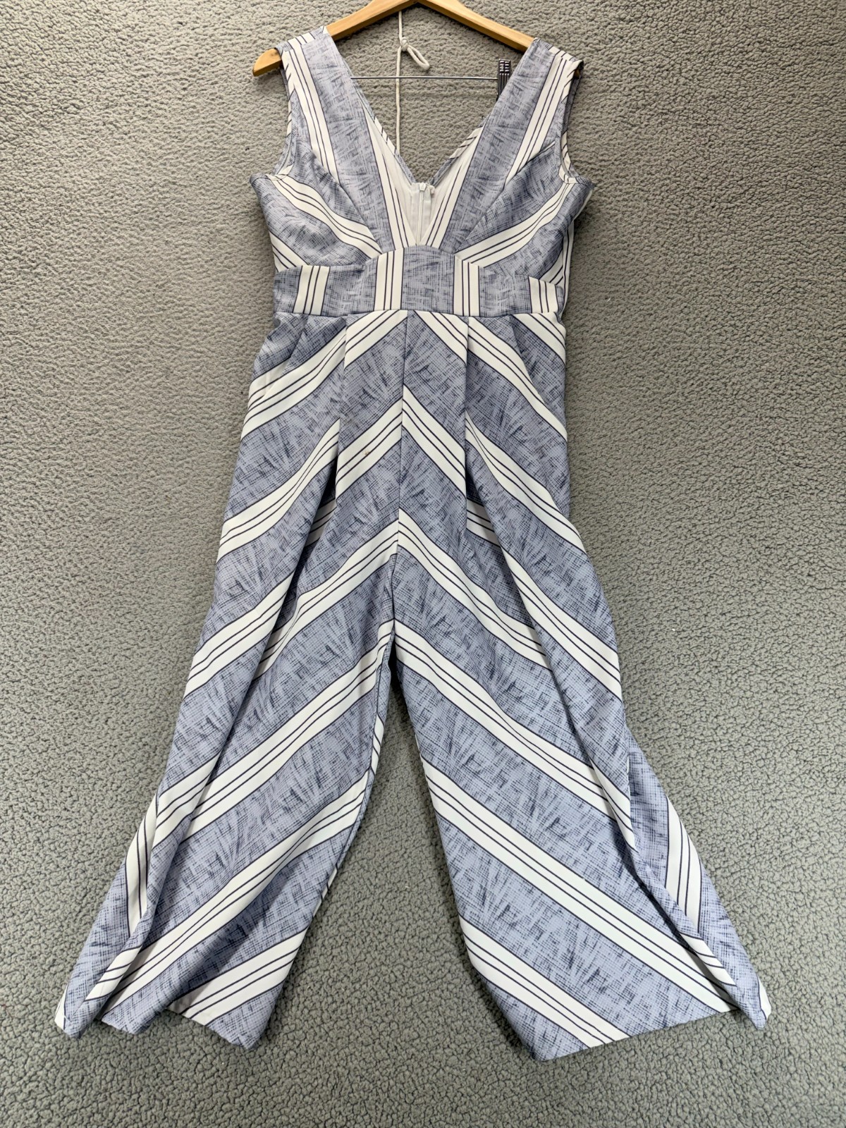 Ecowish Jumpsuit Womens Medium Blue White Striped Wide Leg V-Neck Boho Coastal