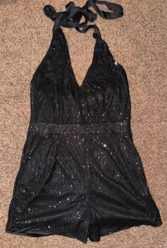Sparkly Sequined Sz 4 Casual Wear Black Halter Romper 1 pc Shorts Outfit SHEIN
