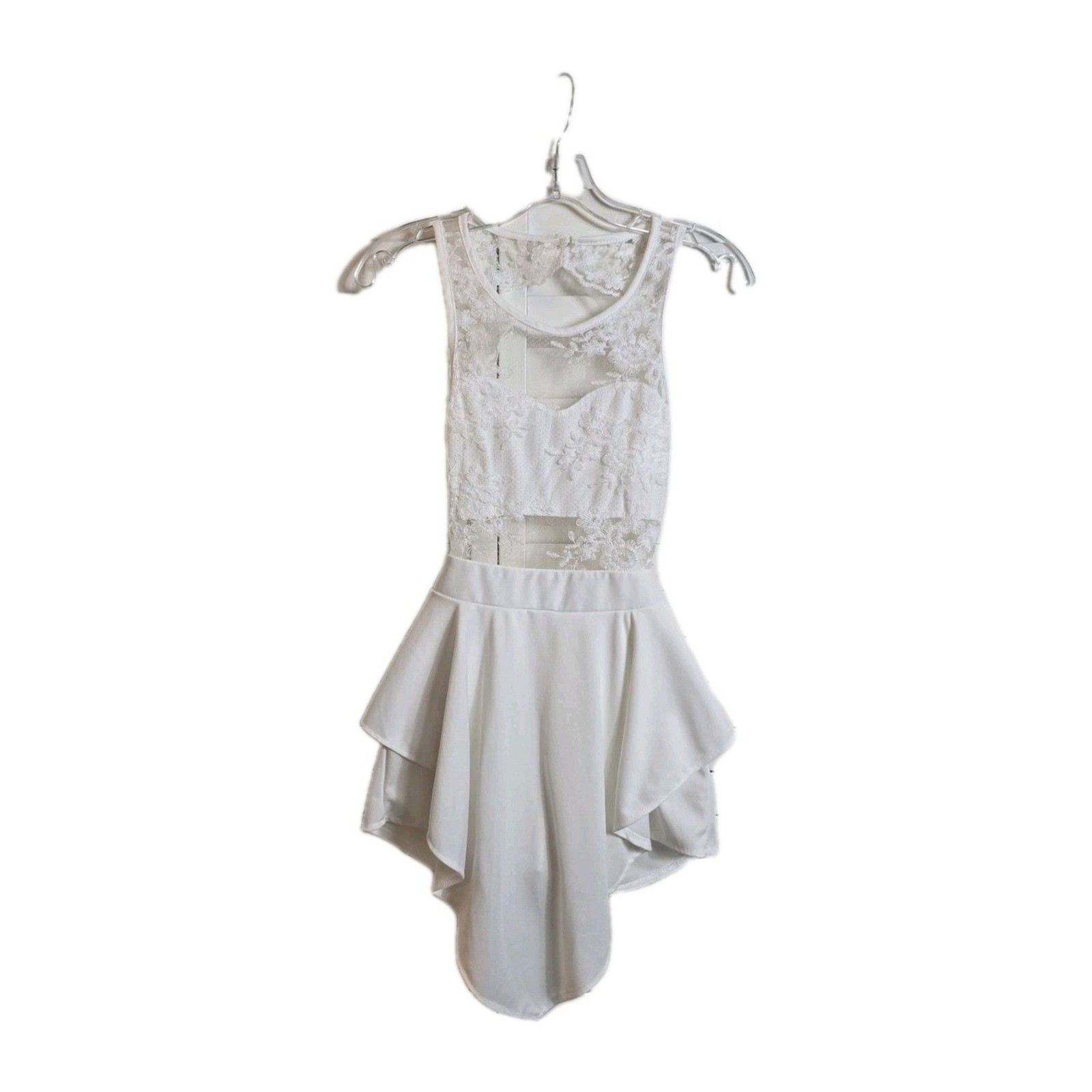 Baluoke Womens White Lace Romper Size S Built In Shorts Backless Wedding Party