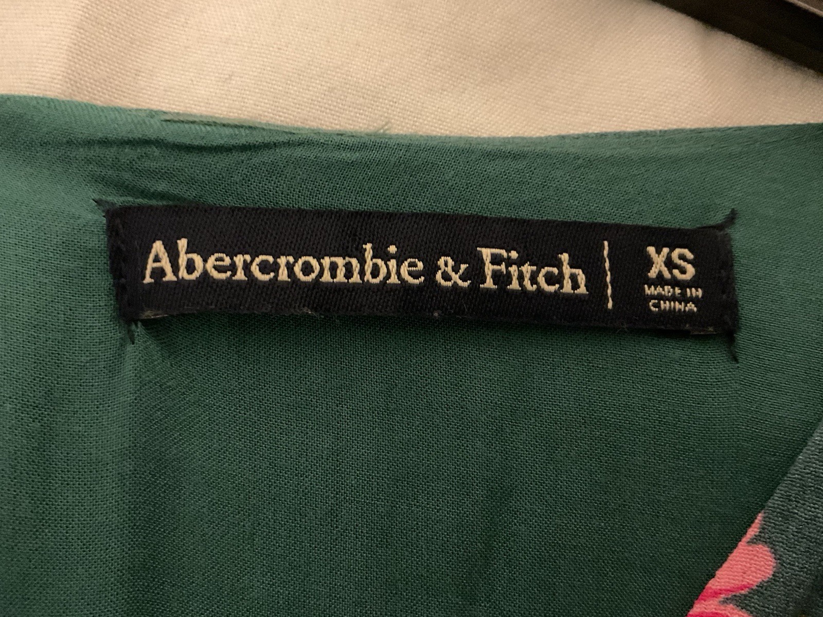 Abercrombie & Fitch green floral long sleeve jumpsuit Boho Whimsy Fairy SZ XS