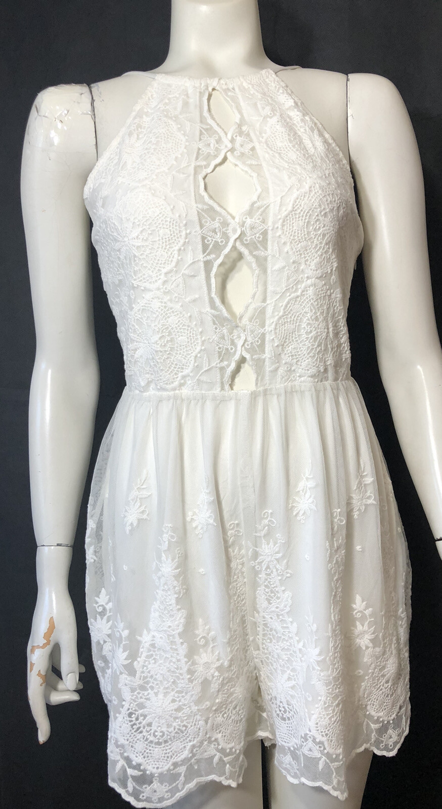 Express Womens 4 Ivory Crocheted Lace Romper Spaghetti Straps Side Zip New