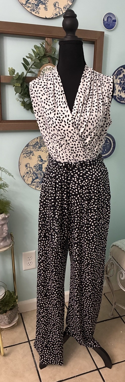 Effortless Chic Black& White Palazzo Jumpsuit Small Stretchy