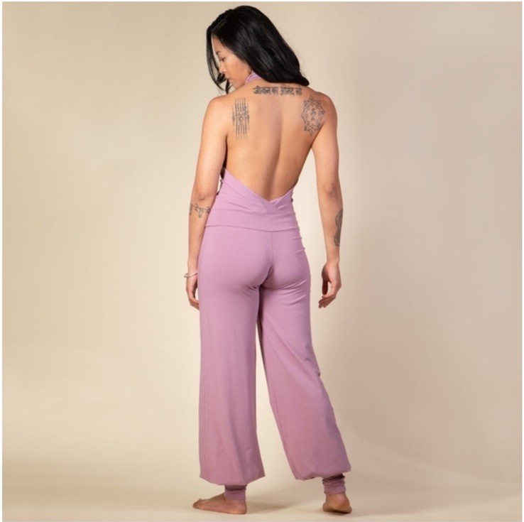 NWT ARIA LATTNER Aria Jumpsuit Cuffed Ankle Lavender Size Medium