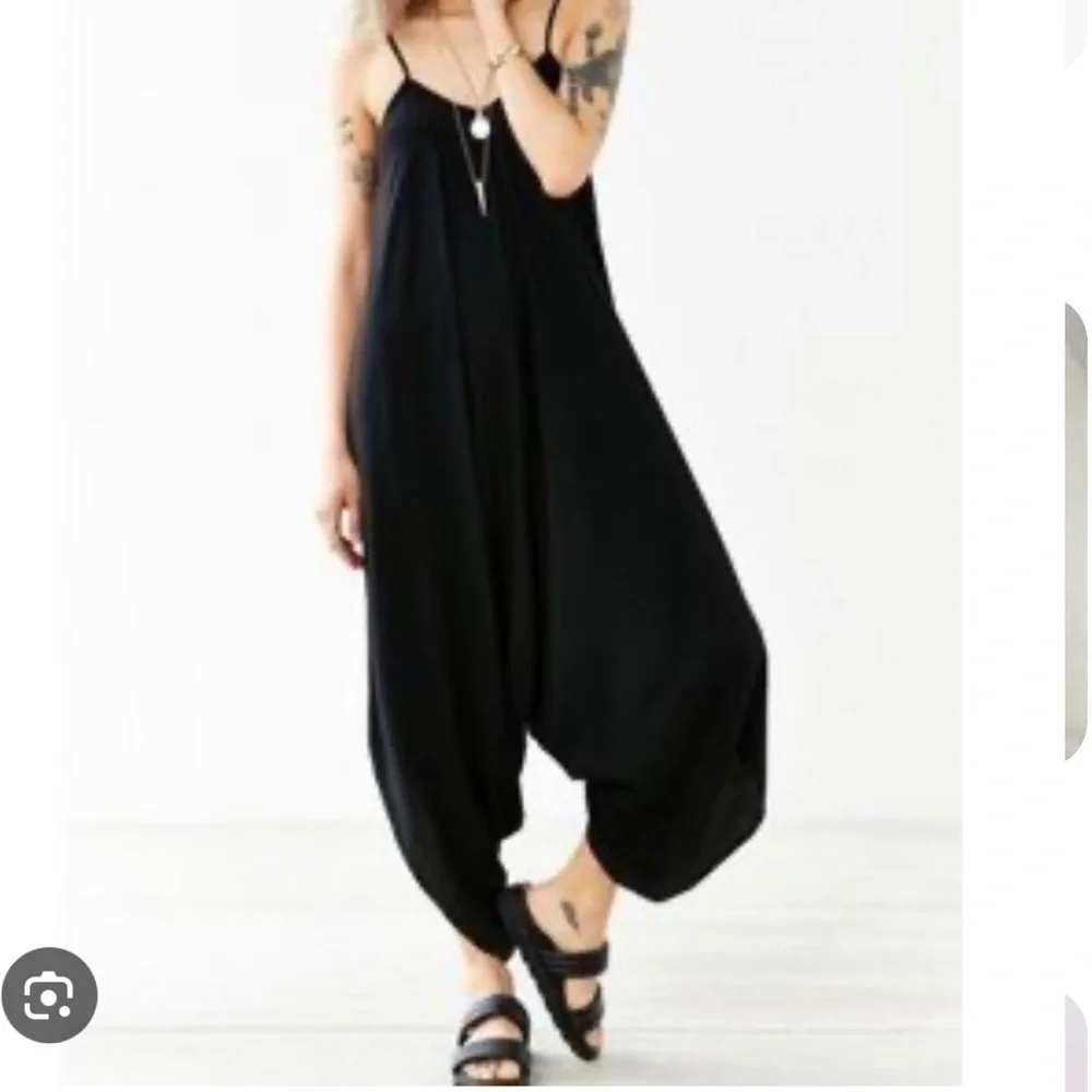 Silence + Noise Black Harem Jumpsuit Womens Small Rayon Oversized Draped Strappy