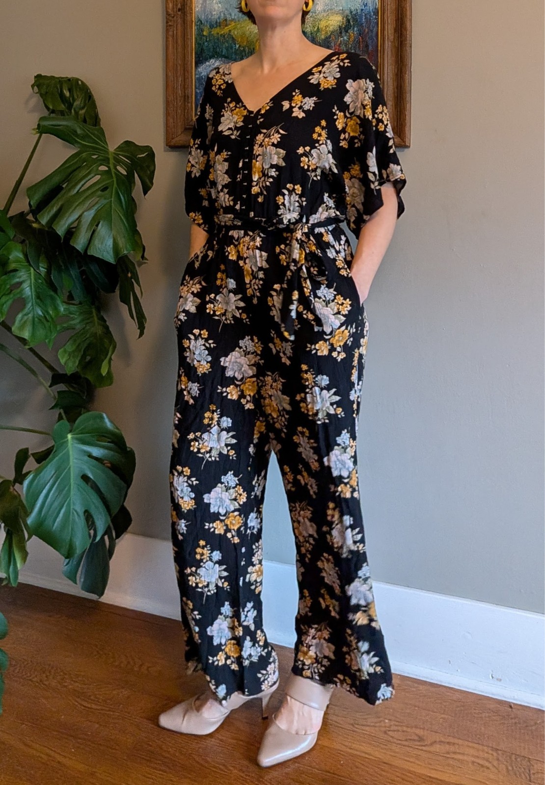 American Eagle Kimono Jumper Black Floral Viscose Sz Med Hook-Eye Front Wide Leg