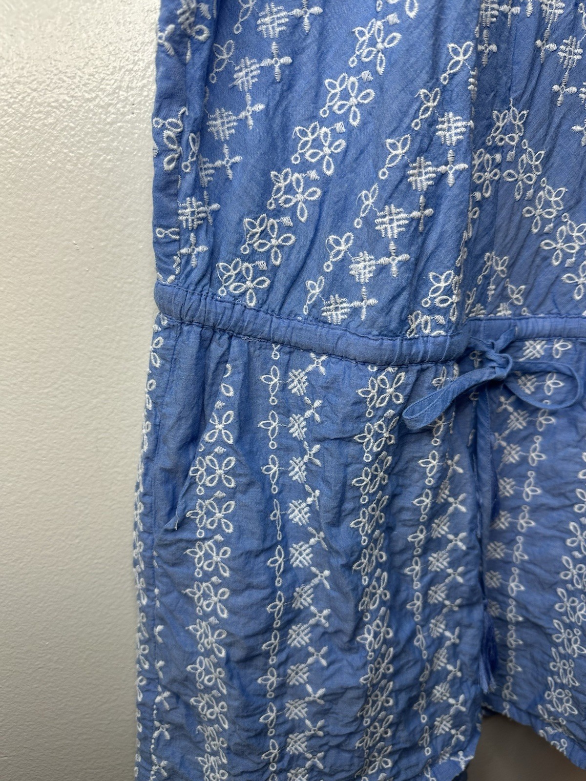 LOFT Romper Women’s Blue White Eyelet Cotton Lightweight Pockets Size M